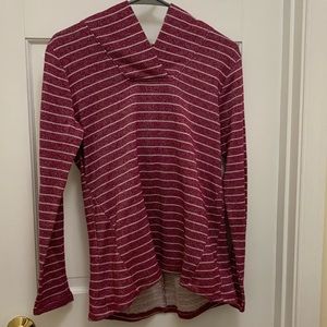 Burgundy long Sleeved hoodie T-shirt